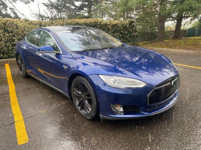 Tesla Model s (2015)