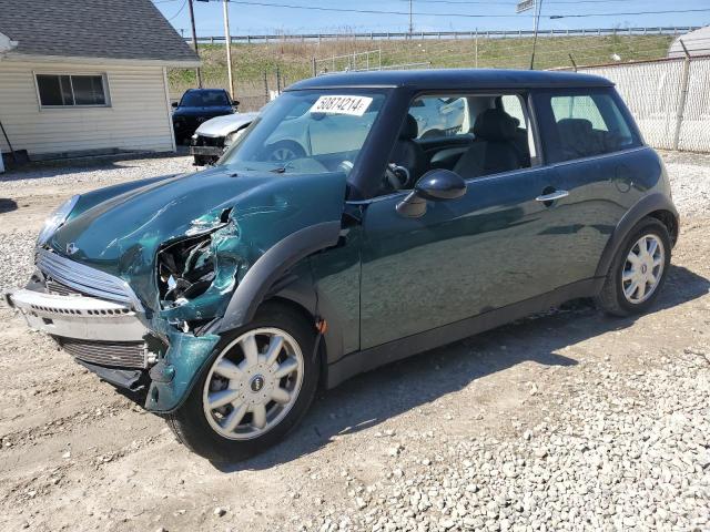 Mini Cooper (2004)