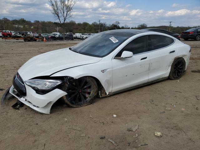 Tesla Model s (2015)