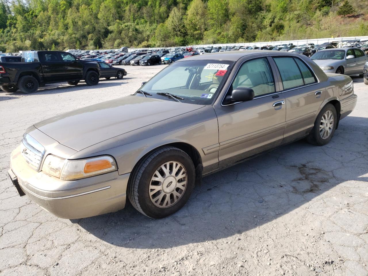 Ford Crown victoria (2004)