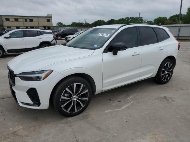 Volvo Xc60 plus (2023)