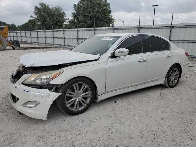 Hyundai Genesis (2013)