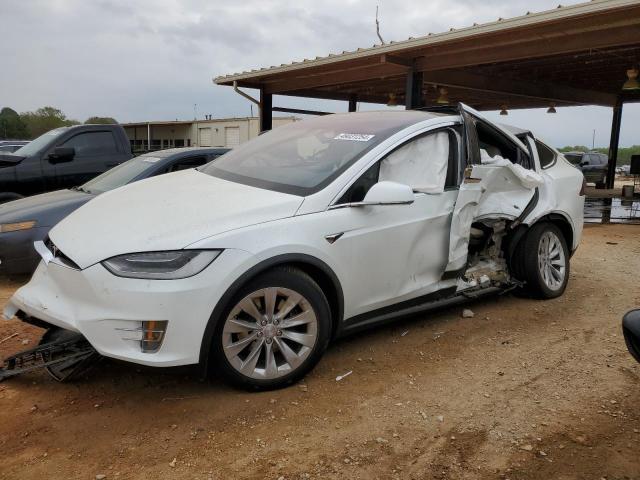 Tesla Model x (2020)