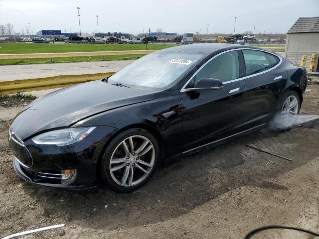 Tesla Model s (2015)