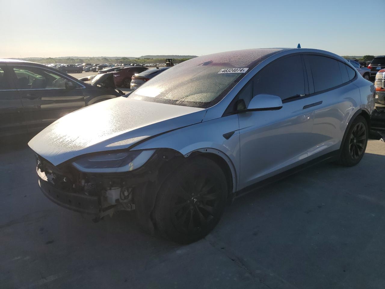 Tesla Model x (2016)