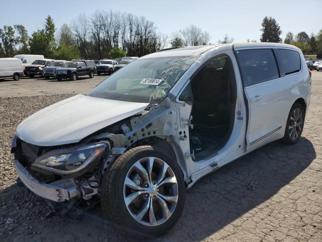 Chrysler Pacifica (2017)