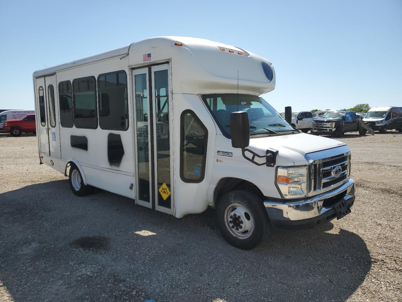 Ford Econoline (2016)