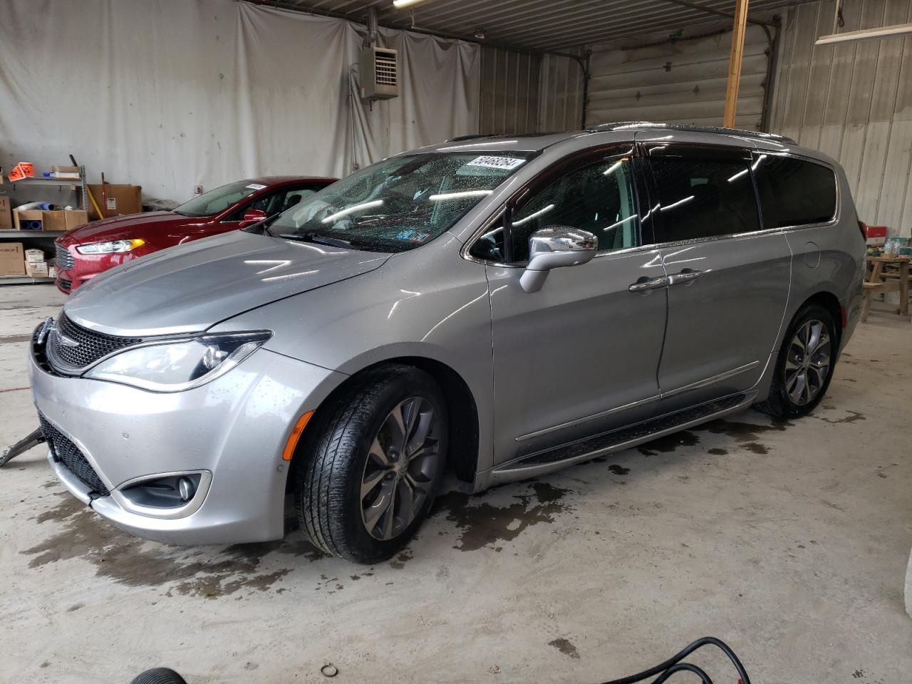 Chrysler Pacifica (2017)