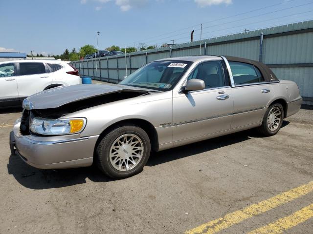 Lincoln Towncar (2002)