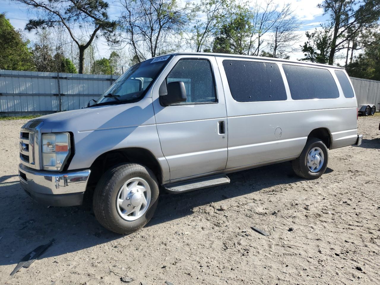 Ford Econoline (2010)