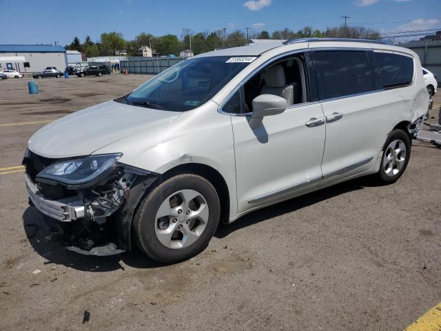 Chrysler Pacifica (2017)