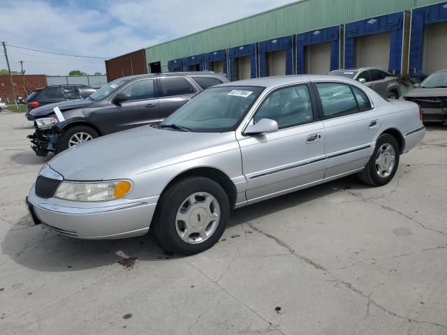Lincoln Continentl (2001)