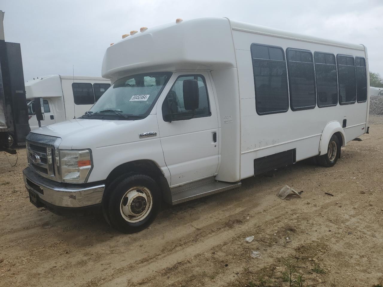 Ford Econoline (2016)