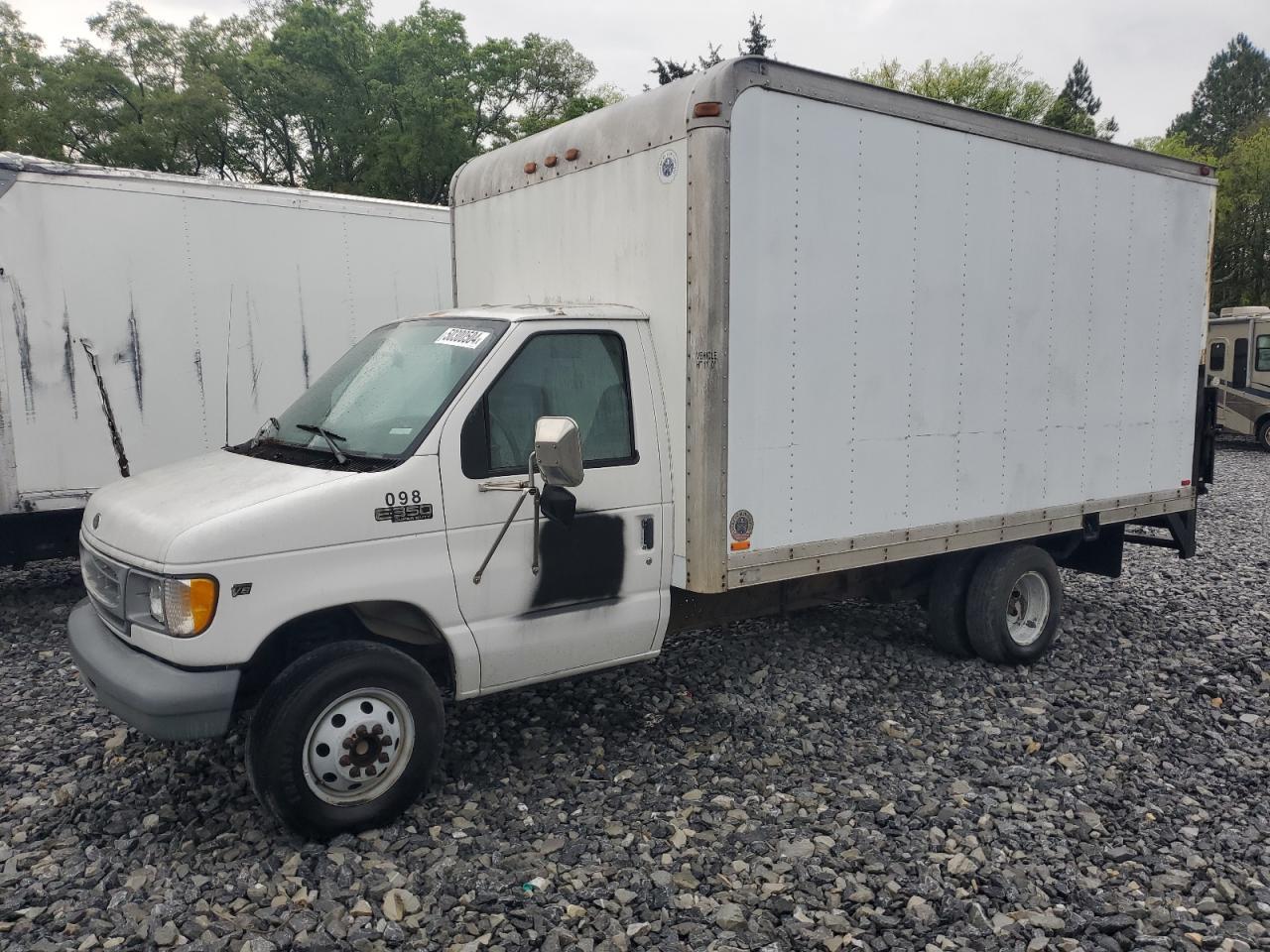 Ford Econoline (2000)