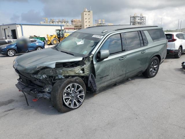 Chevrolet Suburban (2023)