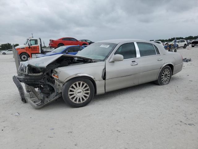 Lincoln Towncar (2003)