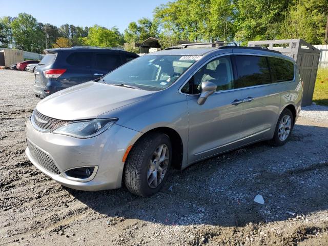 Chrysler Pacifica (2017)
