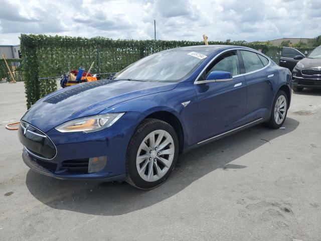 Tesla Model s (2016)