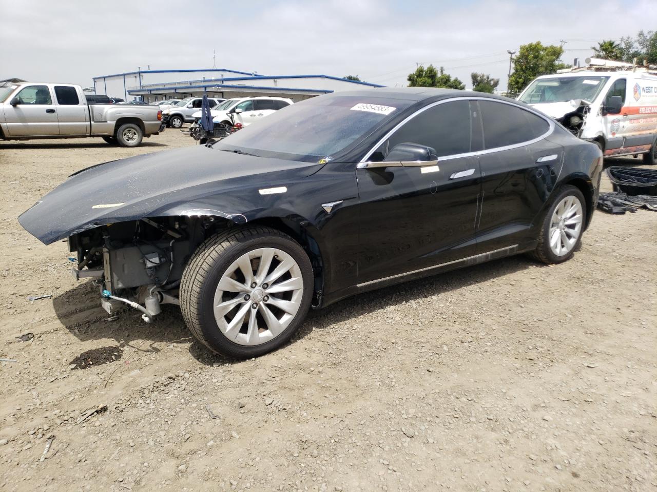 Tesla Model s (2017)