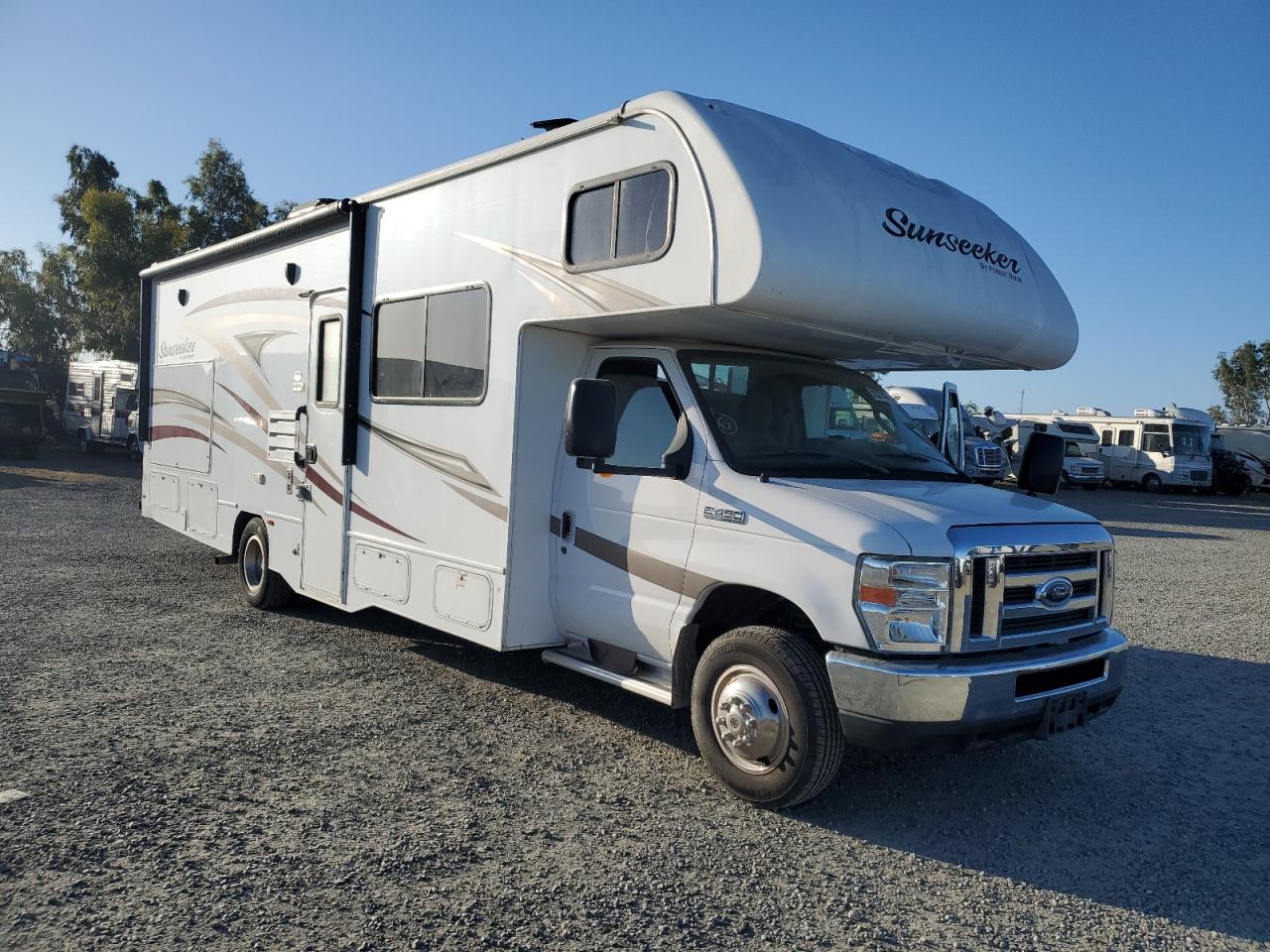 Ford Econoline (2016)