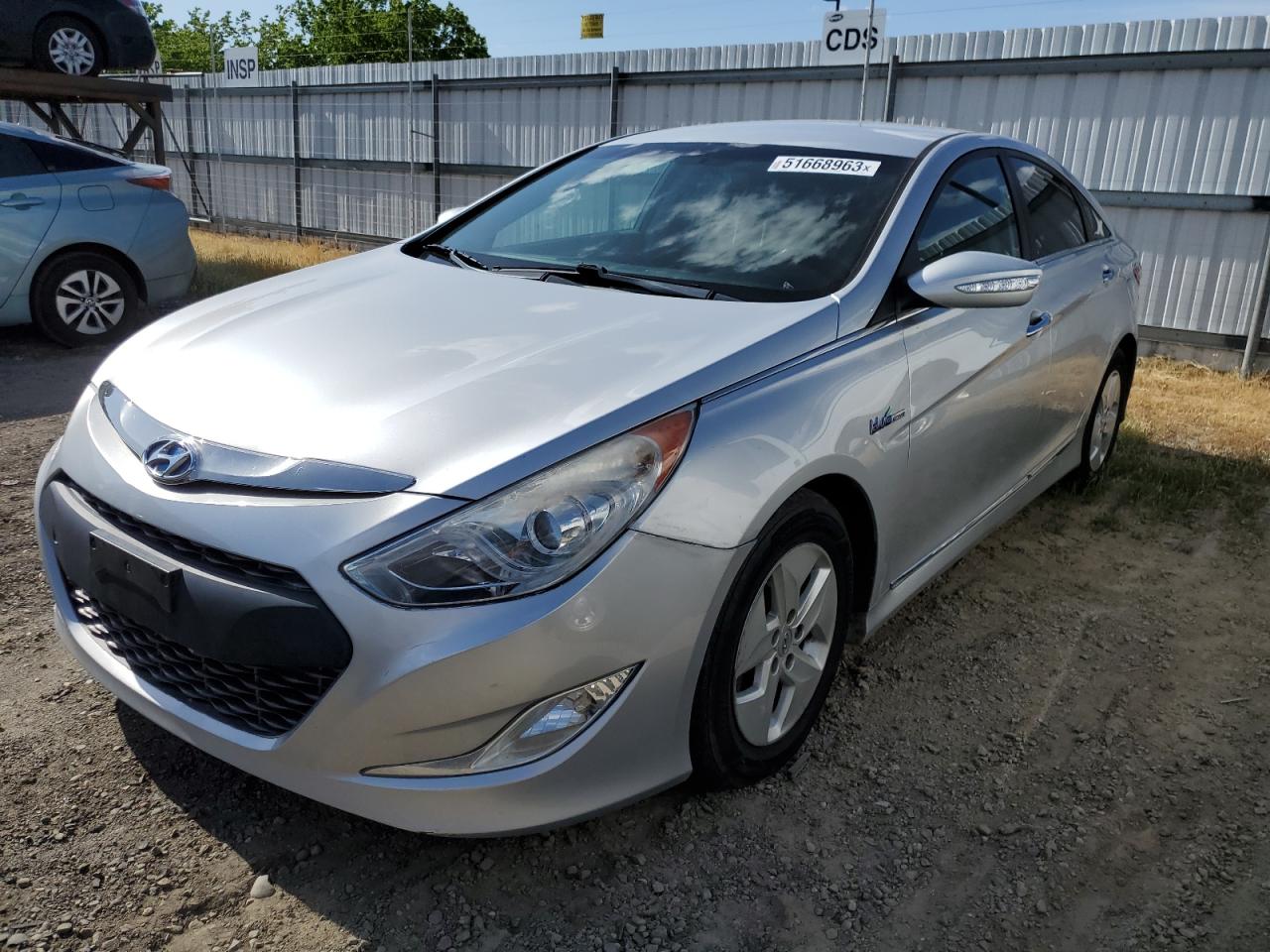 Hyundai Sonata hyb (2011)