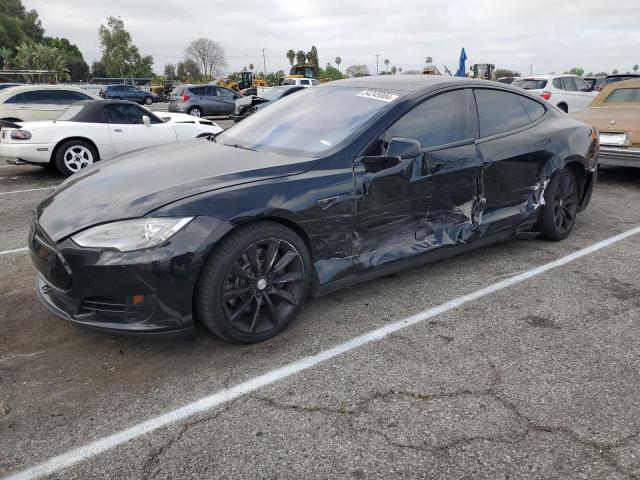 Tesla Model s (2016)