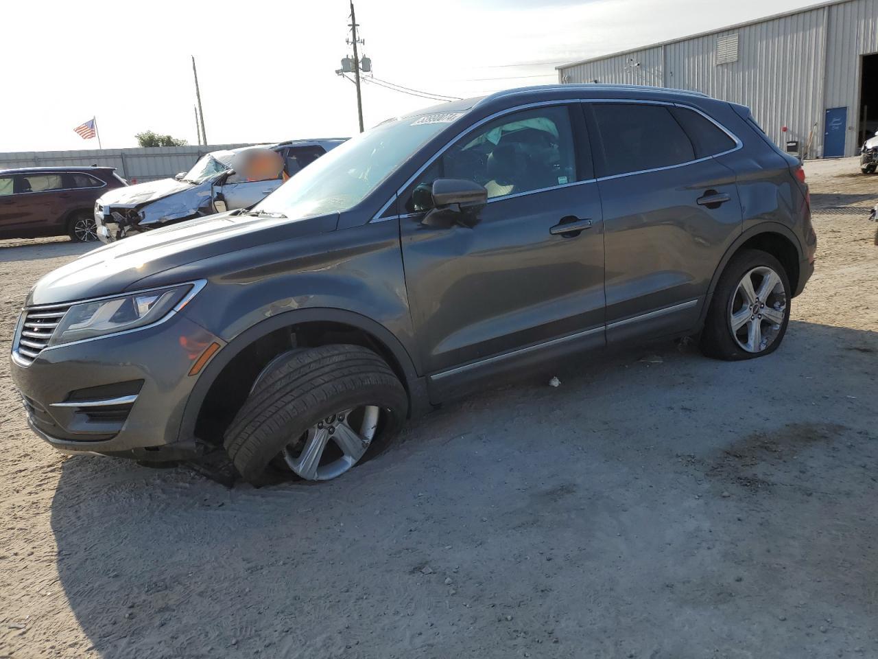 Lincoln Mkc (2017)