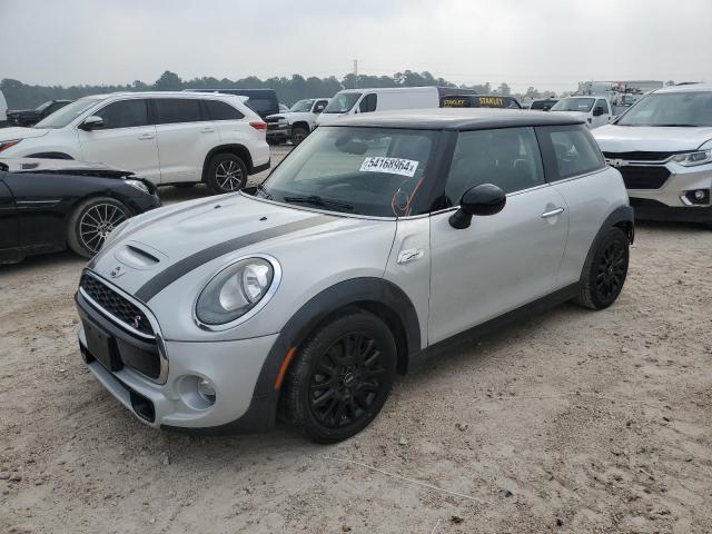Mini Cooper (2015)