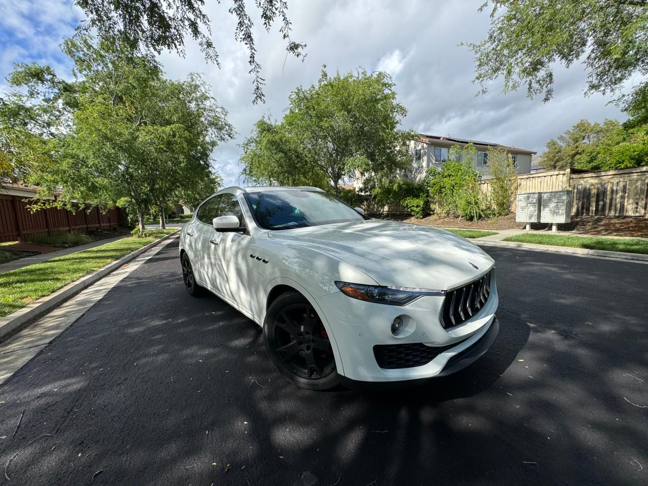 Maserati Levante sp (2017)