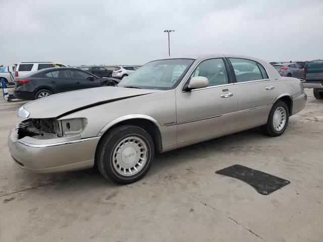 Lincoln Towncar (2000)
