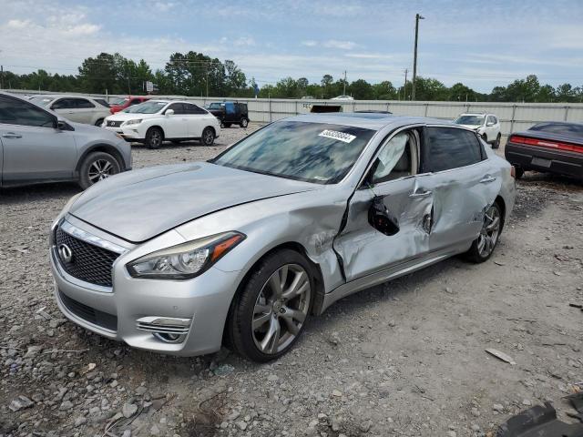 Infiniti Q70 (2016)