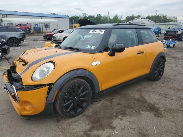 Mini Cooper (2015)