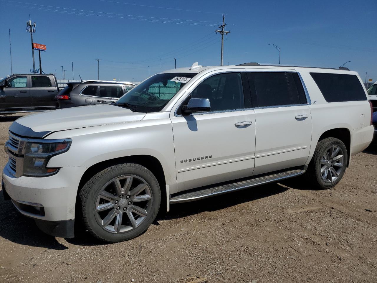 Chevrolet Suburban (2016)