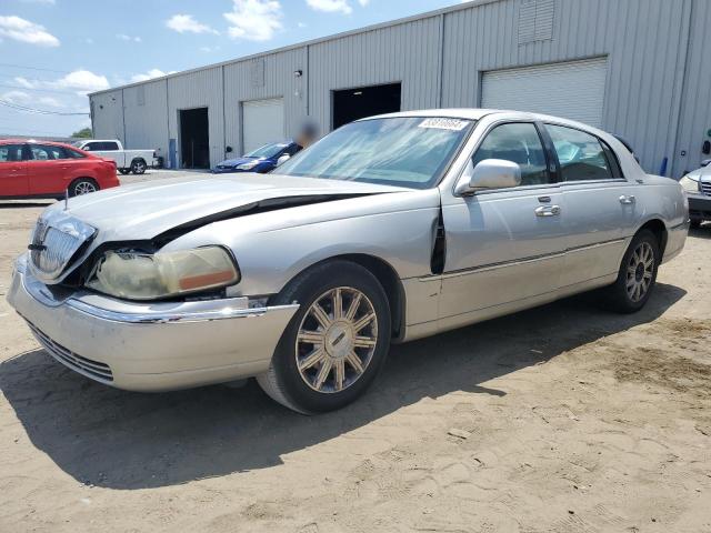 Lincoln Towncar (2008)