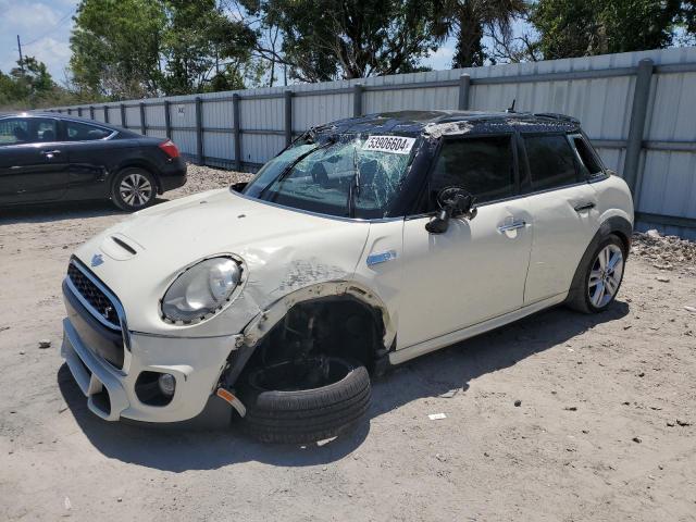 Mini Cooper (2015)