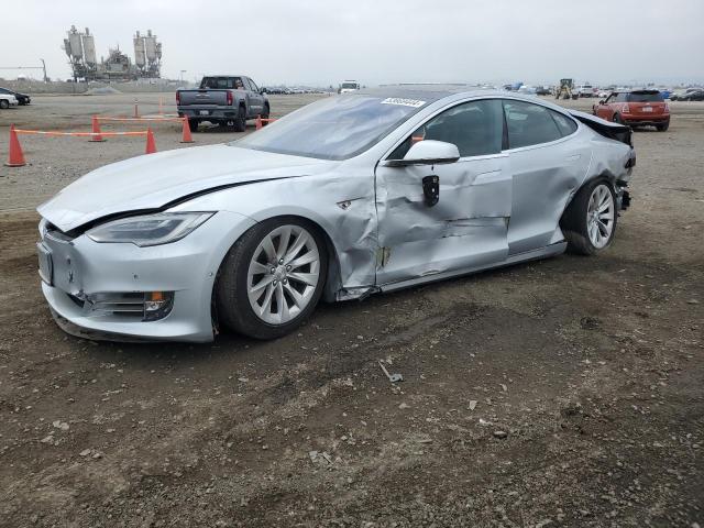 Tesla Model s (2016)