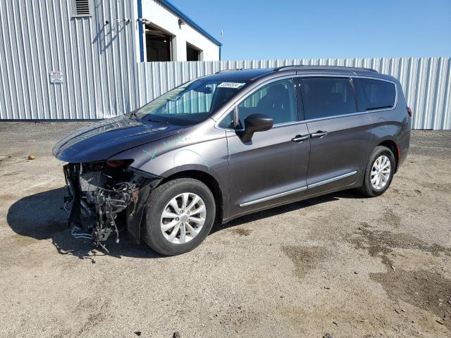 Chrysler Pacifica (2017)
