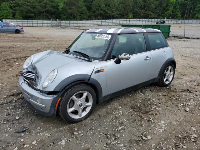 Mini Cooper (2003)