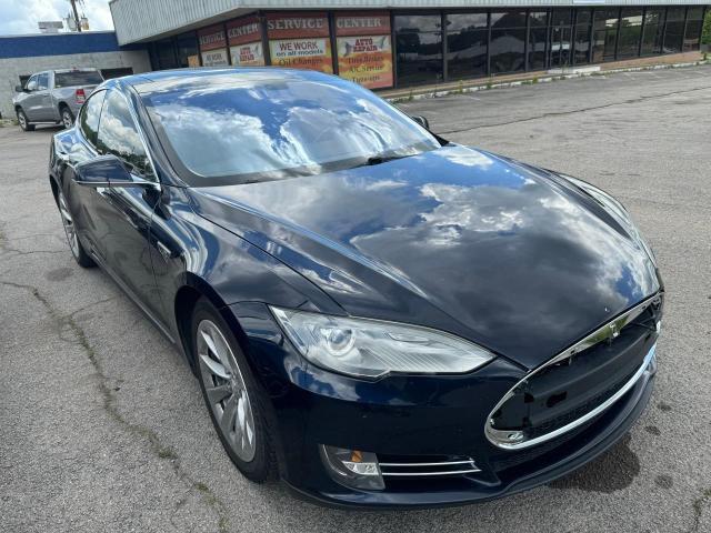 Tesla Model s (2014)