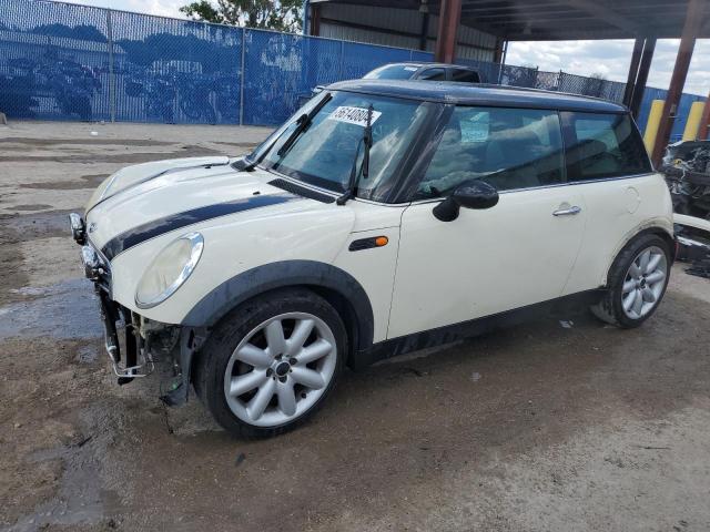 Mini Cooper (2005)