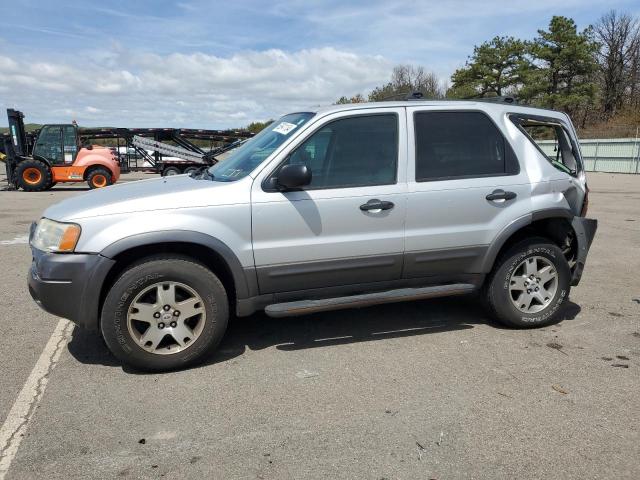 Ford Escape xlt (2004)