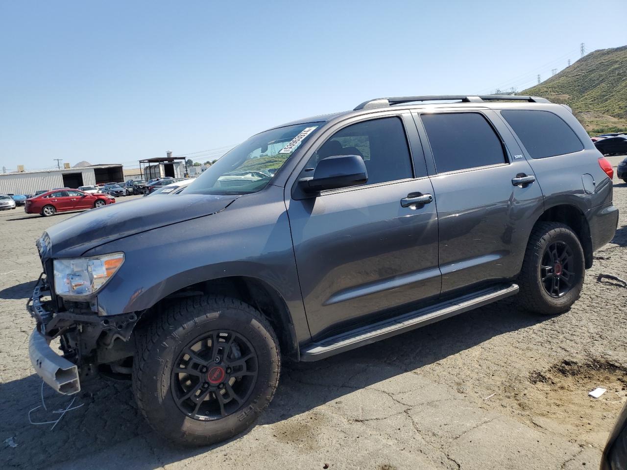 Toyota Sequoia (2017)