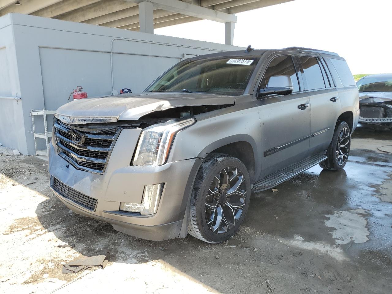 Cadillac Escalade (2016)