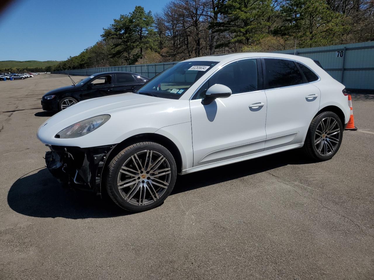 Porsche Macan (2015)