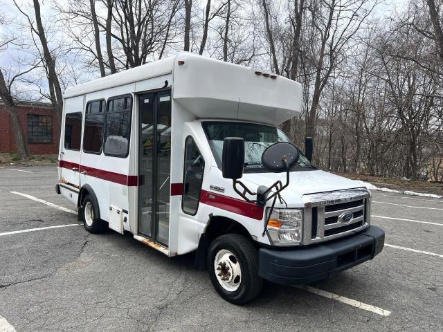 Ford Econoline (2013)