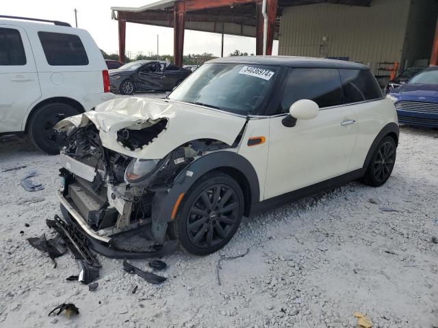 Mini Cooper (2019)