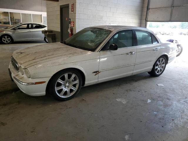 Jaguar Xj (2004)