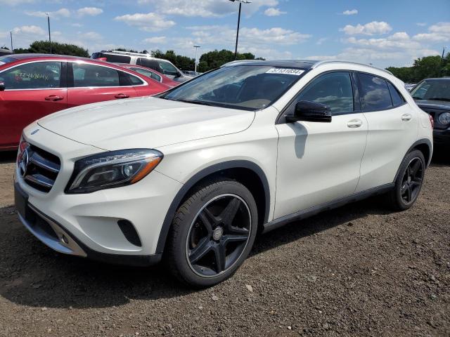 Mercedes-benz Gla-class (2015)