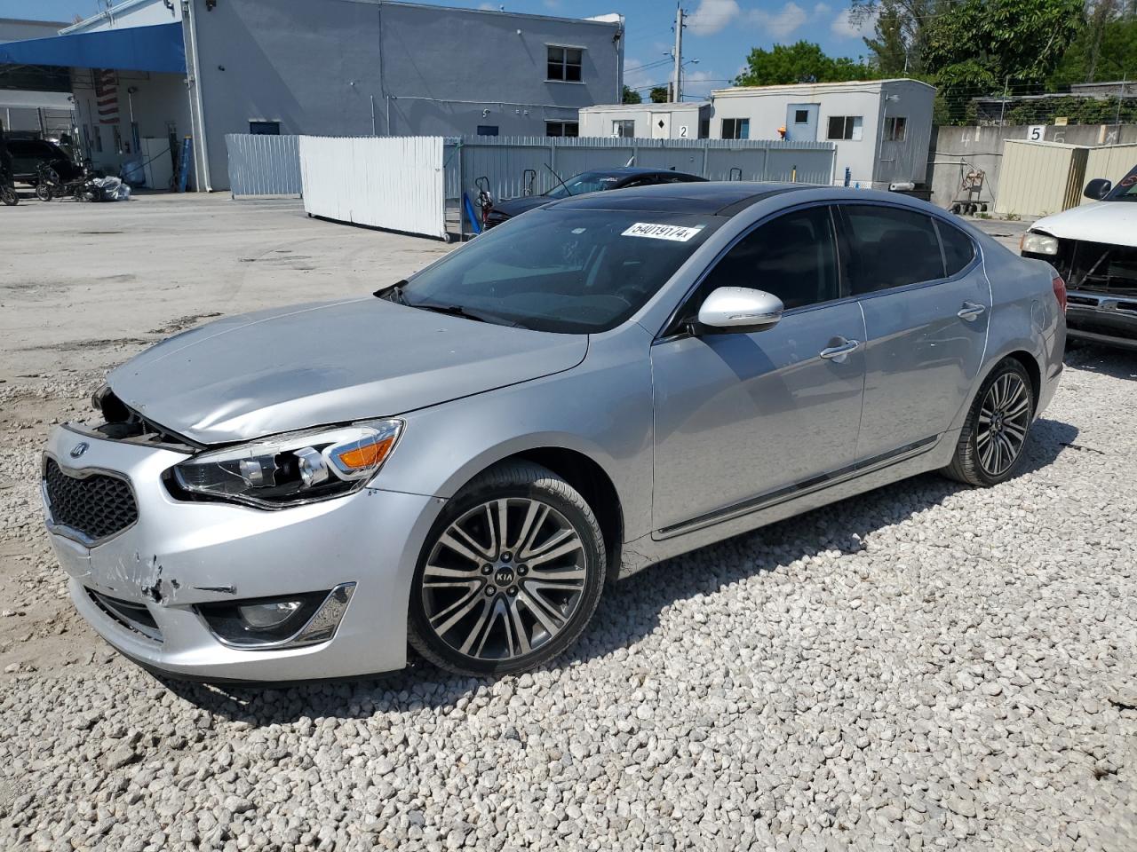 Kia Cadenza (2016)