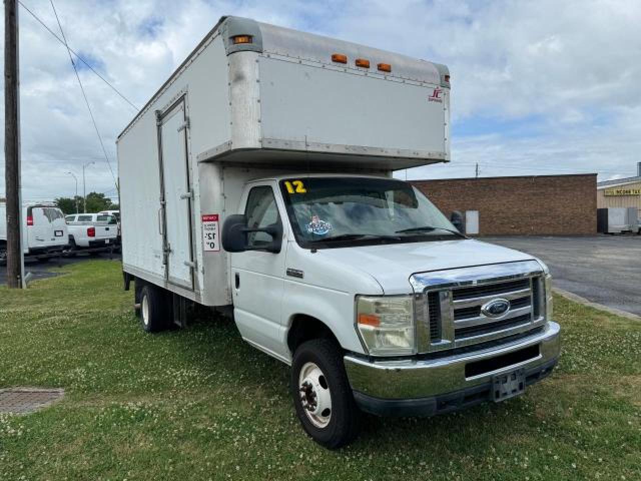 Ford Econoline (2012)
